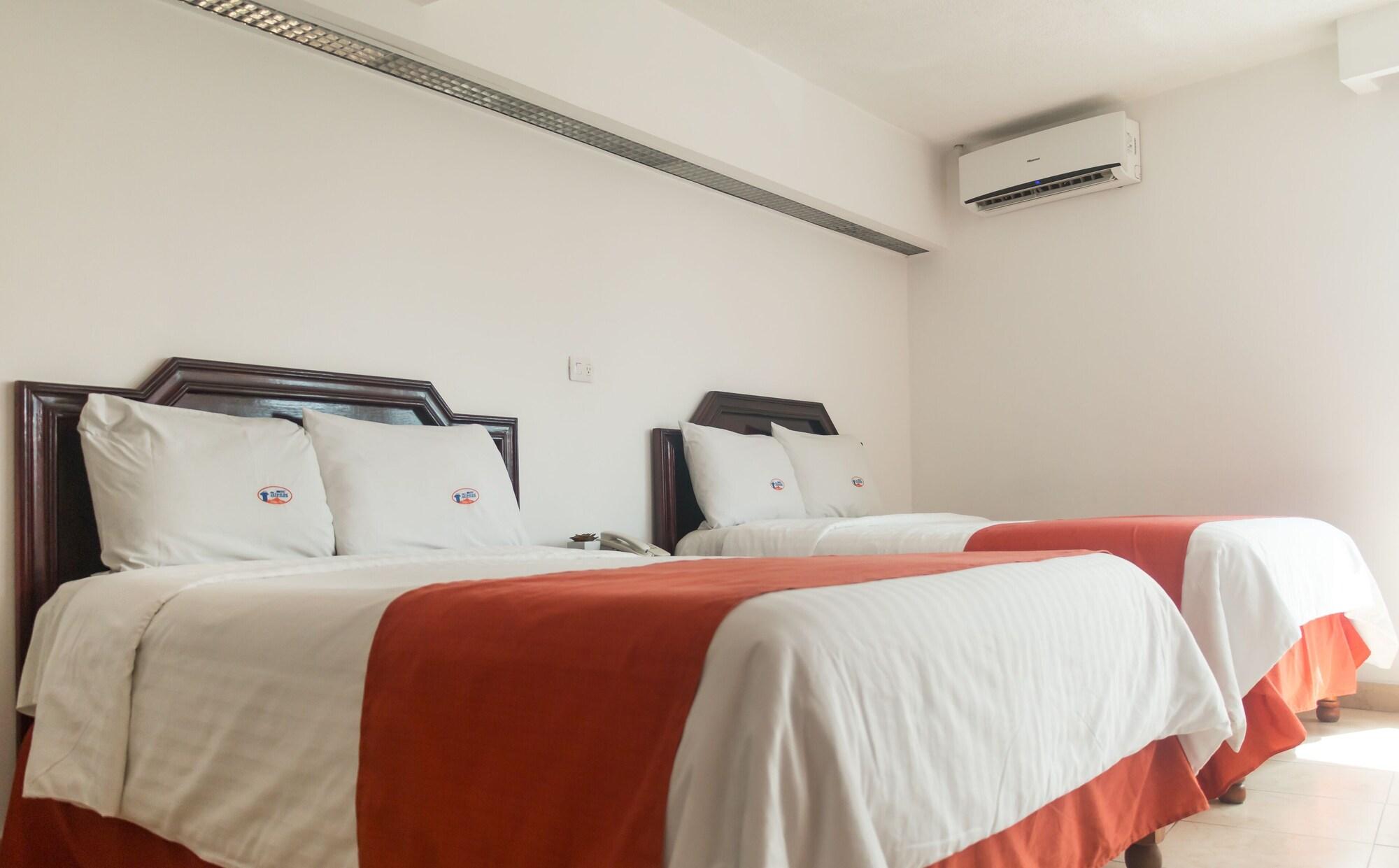 Hotel Atenas ハラパ エクステリア 写真