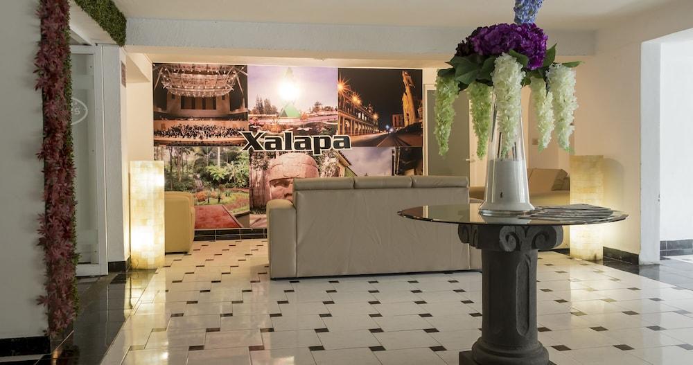 Hotel Atenas ハラパ エクステリア 写真