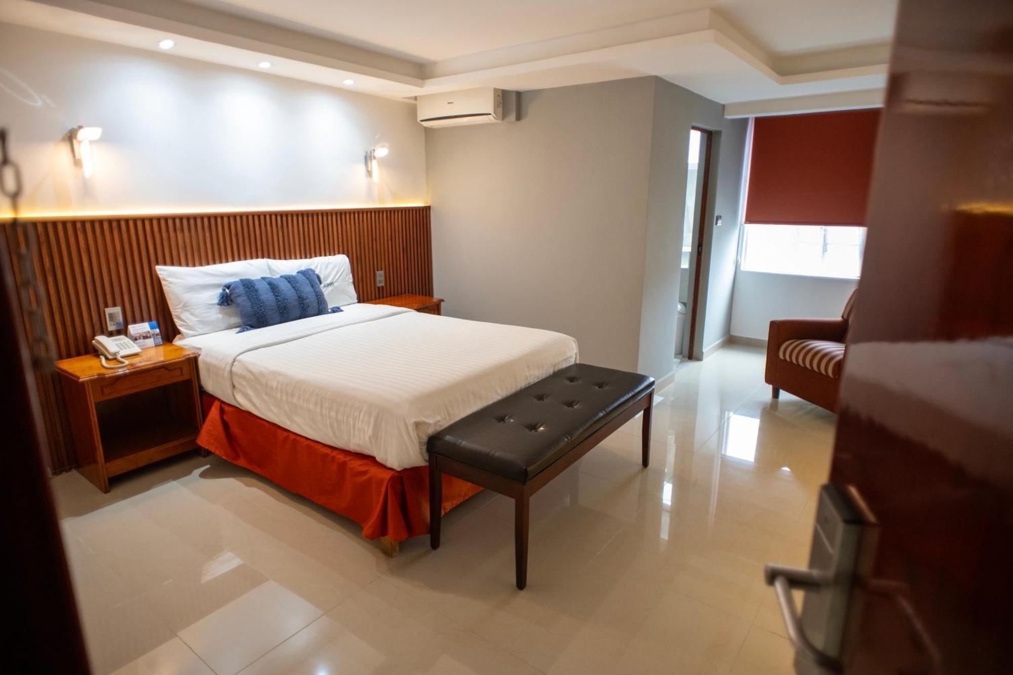 Hotel Atenas ハラパ エクステリア 写真