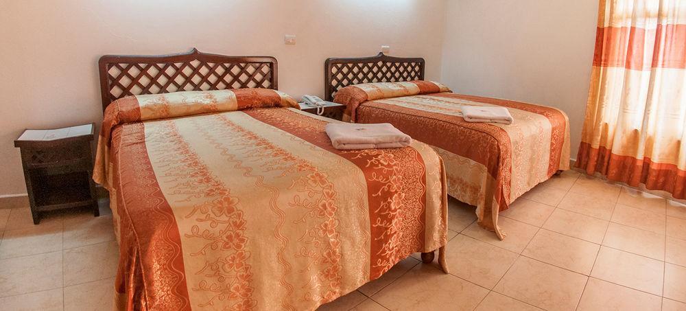 Hotel Atenas ハラパ エクステリア 写真