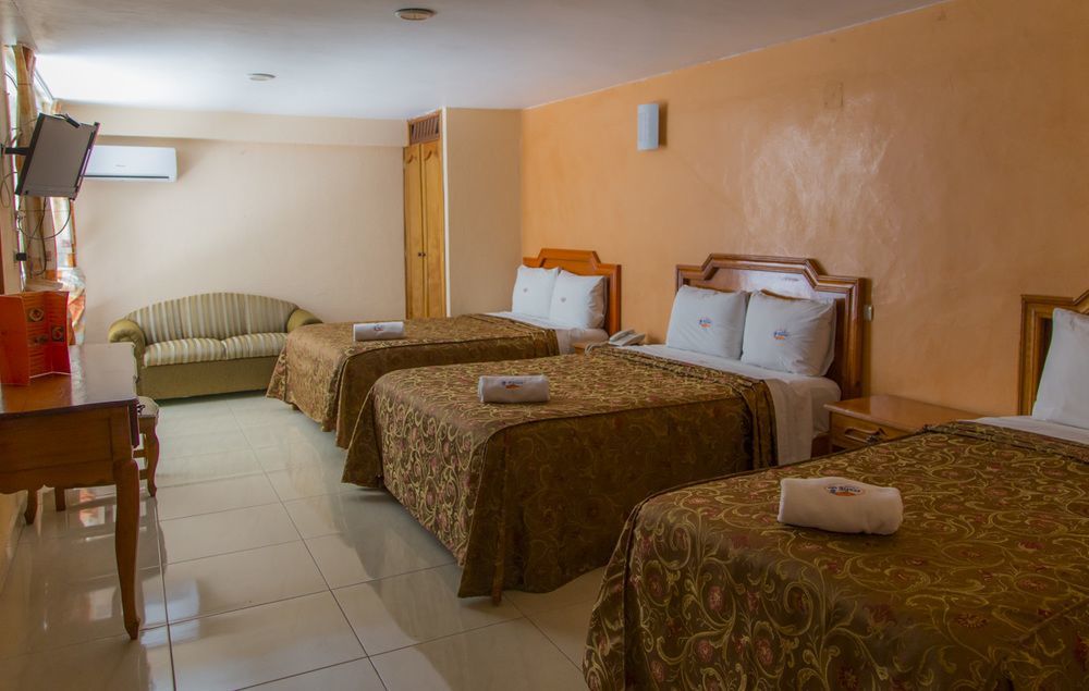 Hotel Atenas ハラパ エクステリア 写真